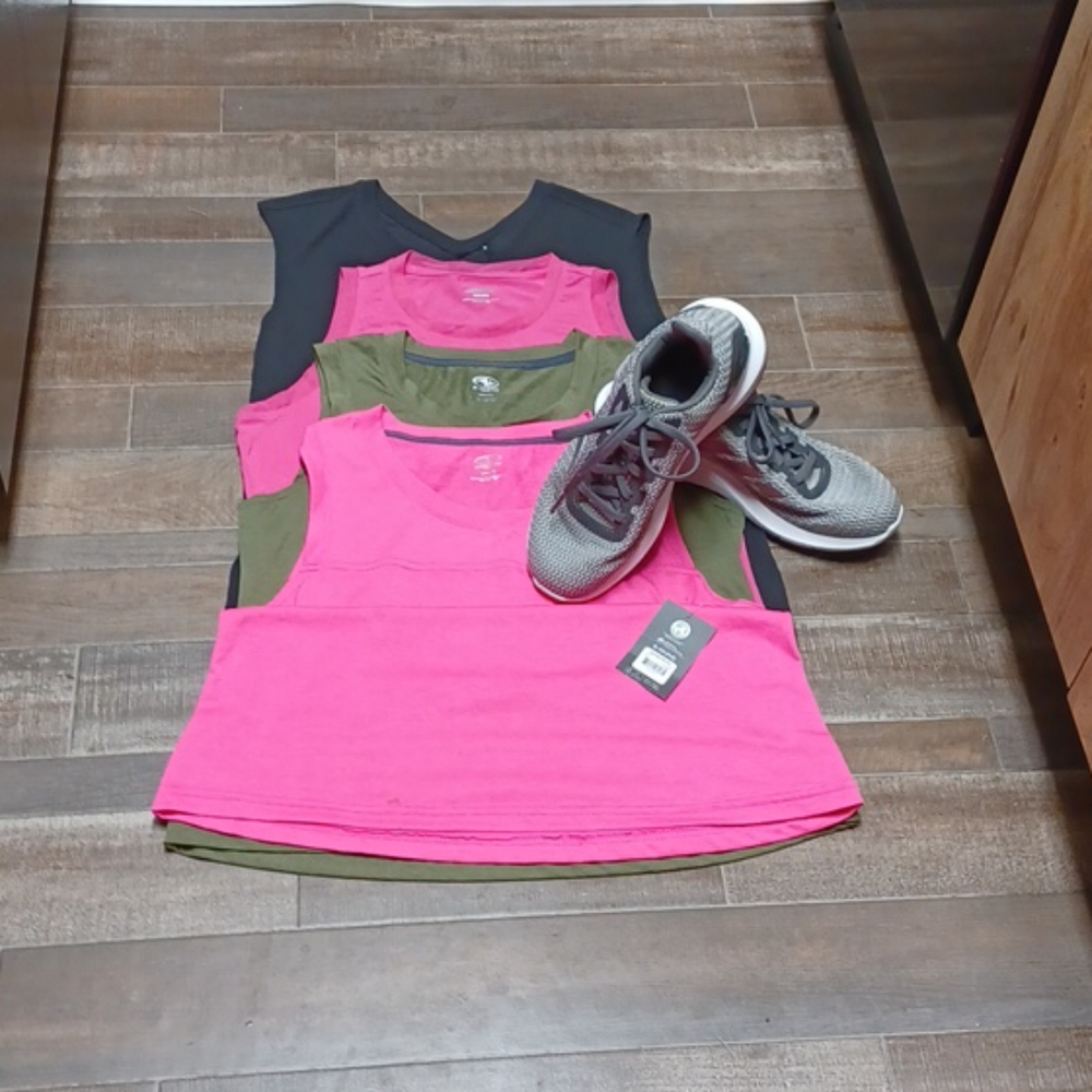 Athletic works/ Avia size small workout tops